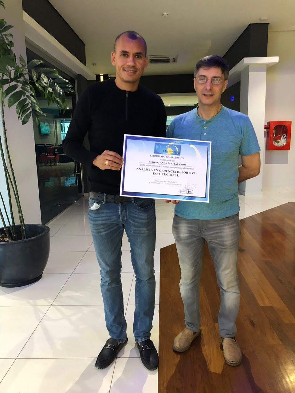 e36ce437-fb62-4739-a92d-d115aa16c212